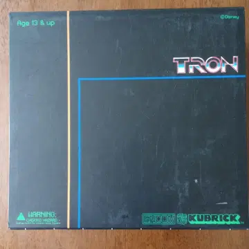 큐브릭 TRON