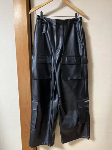 듀얼리즘 팬츠
