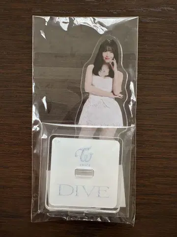 TWICE 모모 아크릴 스탠드 DIVE