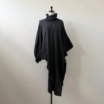 고무 밴딩 비대칭 디자인 원피스
