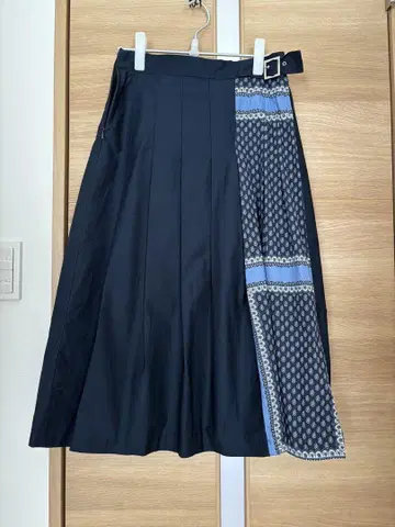 ZARA 새상품급 네이비 플리츠 롱 스커트 벨트 포함
