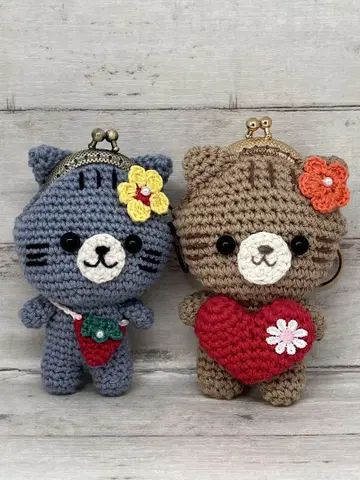 핸드메이드 고양이 가마구치 뜨개 인형 키링 2세트