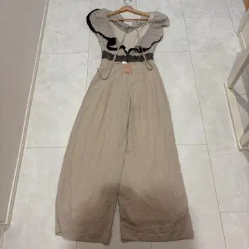 에이미 이스트 월 올인원 원피스 점프수트 드레스 결혼식