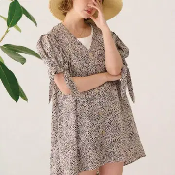 새상품 sandlessmoon 샌드레스문 레오파드 미니 원피스