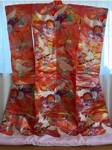 이로 우치카케 신부 의상 카라오리