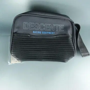 DESCENTE 힙색