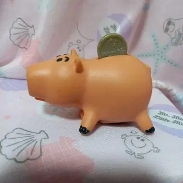 토이스토리 햄의 달리는 완구 저금통