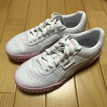 PUMA 스니커즈 핑크 23.5cm