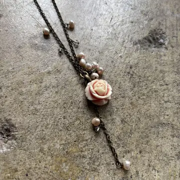 vintage Rose and pearl necklace