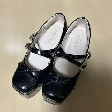 evelyn 통굽 로퍼 지뢰