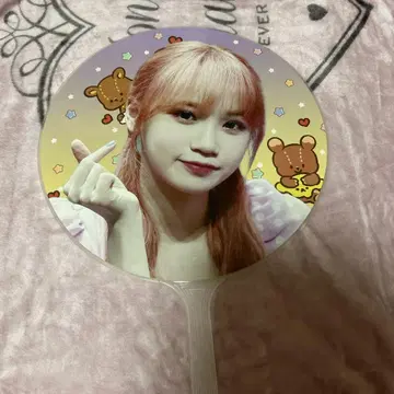 부채 채원 IZ*ONE