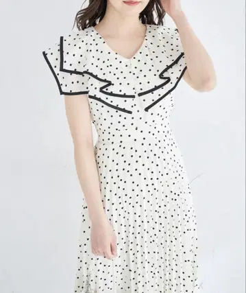 tocco closet 더블 카라 도트 원피스