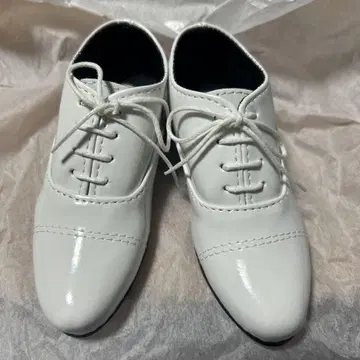 남성용 화이트 인형 신발