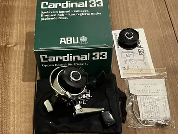 카디널 33
