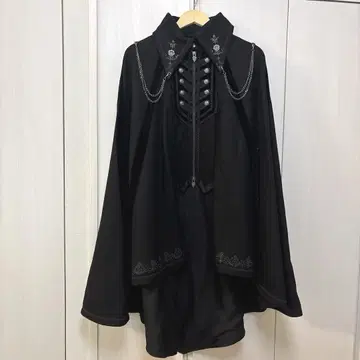 택 포함 새상품 ozz on 블랙 장식 망토 케이프 코트