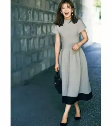 아푸와이저 리셰 홀 의류 레이디 원피스 SS