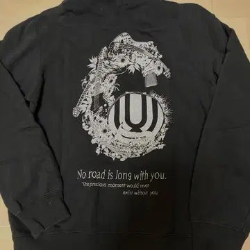 UVERworld 후드티 M 사이즈