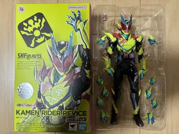 S.H.Figuarts 가면라이더 리바이스