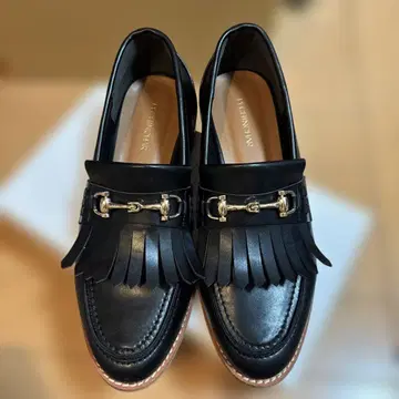 PECHINCHAR 블랙 프린지 로퍼 38 사이즈
