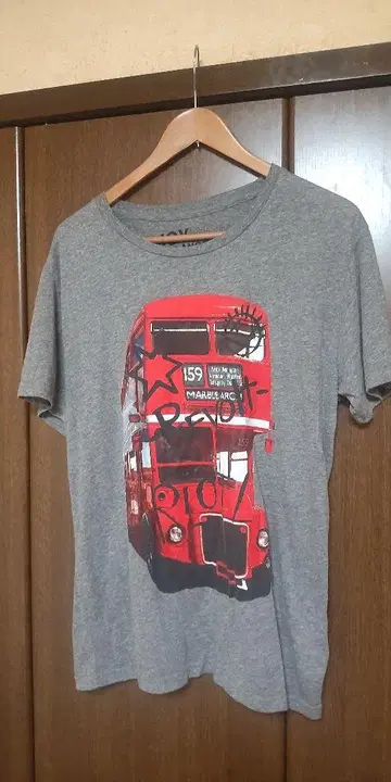 조이리치 얇은 소재 T셔츠 그레이 사이즈 L joyrich