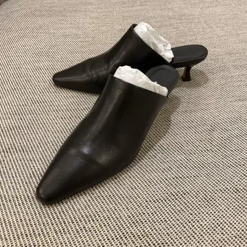유나이티드 애로우즈 뮬 23.5cm