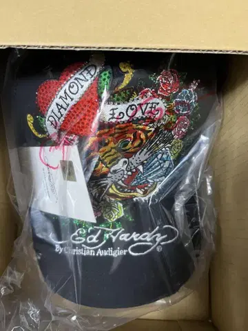 chanmina x Ed Hardy 캡 모자 본인 사양 ver