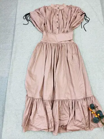 M343 eimy istoire 바이컬러 버튼 롱 프릴 원피스