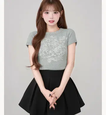 Darich DR 비쥬 플라워 니트탑