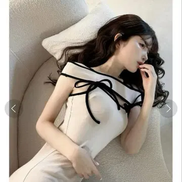 다리치 파이핑 오프숄더 원피스