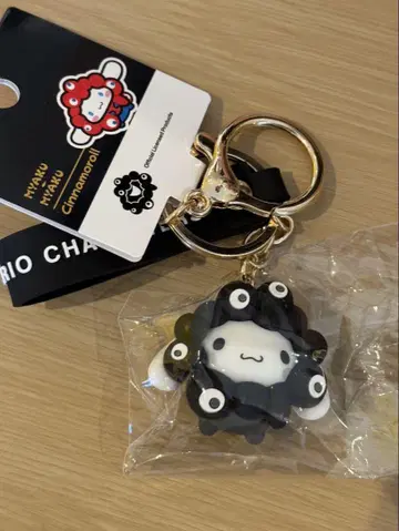 산리오 시나몬 블랙 미야쿠미야쿠 키링 만박 회장 한정판