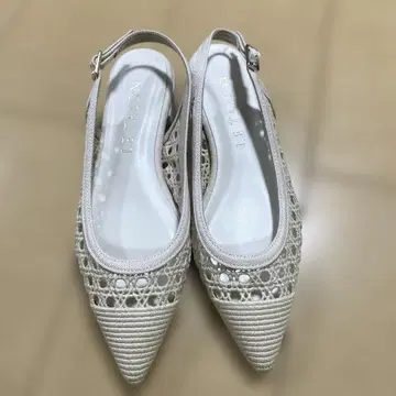르 탈론 포인트 크로셰 레이스 슬링백