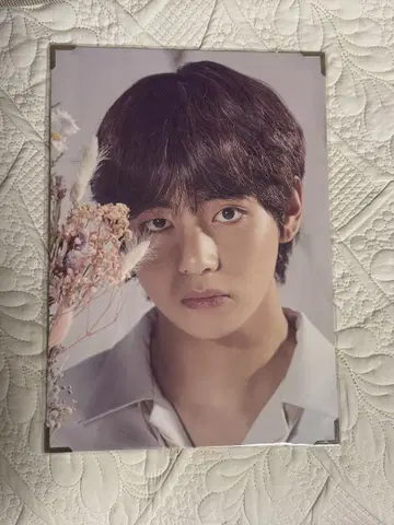 BTS WORLD TOUR LOVE YOURSELF V 프리미엄 사진