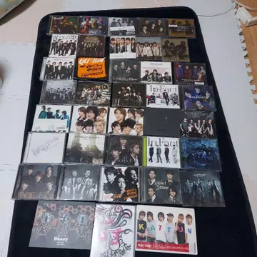 KAT-TUN CD, DVD 37장 묶음 판매