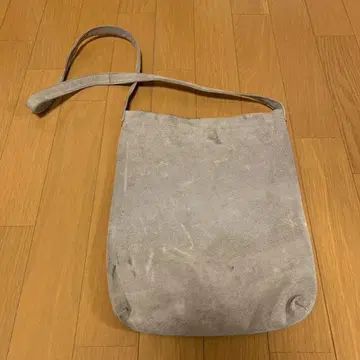 Hender Scheme pig shoulder