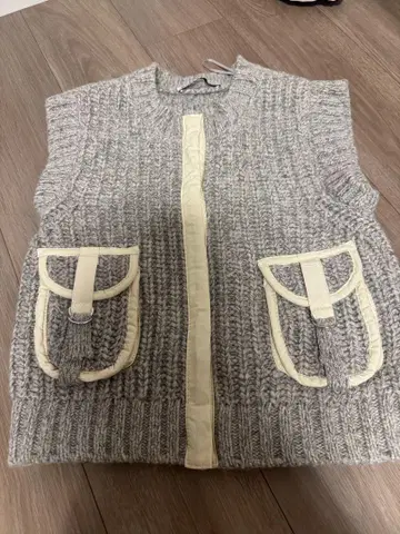 ZARA 니트