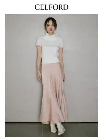 CELFORD 플레어 스커트 핑크 새상품. 미사용 (택 없음)