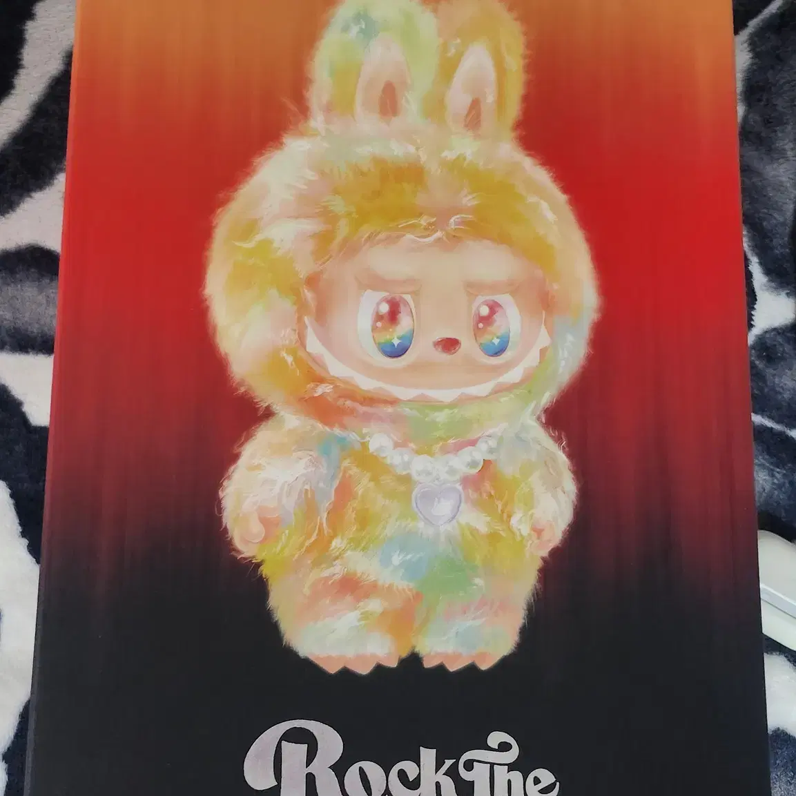 LABUBU ROCK THE UNIVERSE Vinyl PlushDoll