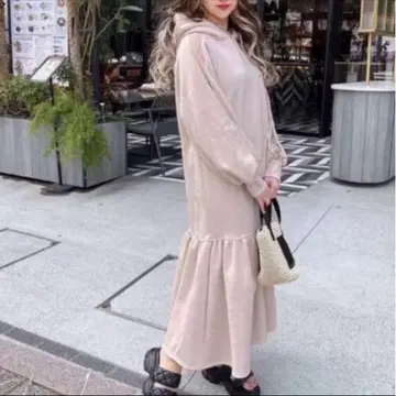 1549rady 후디 맥시 원피스 사이드 레이스 베이지 후드티 M
