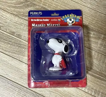 PEANUTS UDF 메디콤토이 스누피 피규어