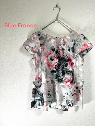 Blue Fronce 플라워 프린트 프릴 소매 상의 38 이탈리아제 원단