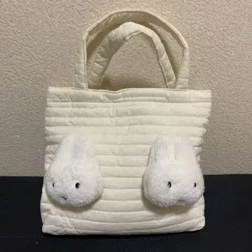 미피 마스코트 포함 퀼팅 토트백