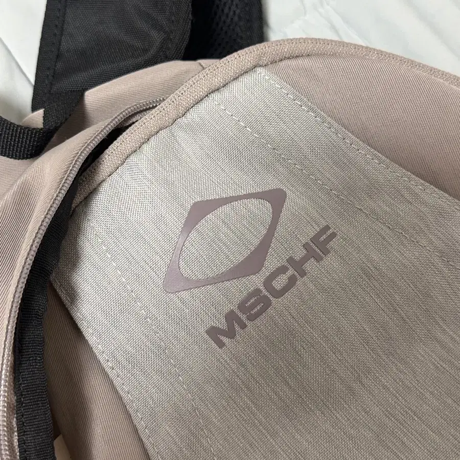 バッグ MSCHF RHOMBUS MESH BACKPACK 미스치프 RHOMBUS MESH BACKPACK-BURGUNDY/BLUE
