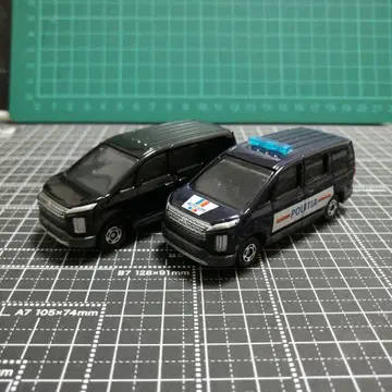 TOMICA 미쓰비시 델리카 D5 이온 한정판 단종
