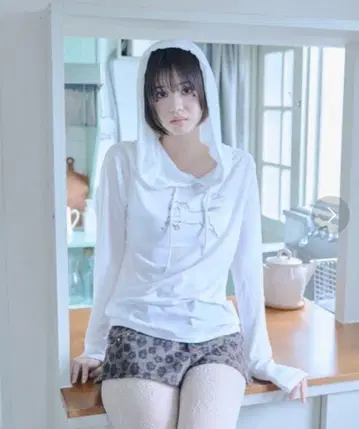 Smyeon 그래픽 시어 후드티