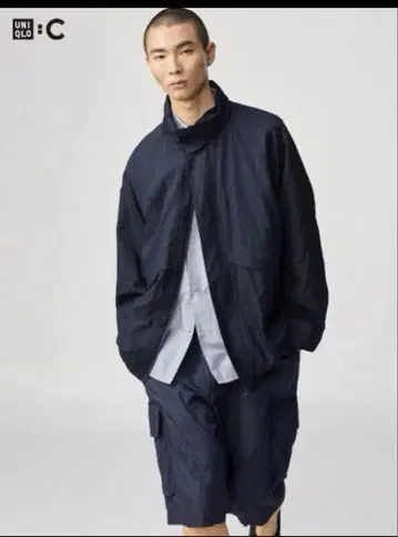 라이트 웨이트 스탠드 블루종 S 유니클로C UNIQLO