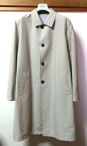 아르마니 콜레치오니 스텐카라 코트 사이즈 52 워터프루프