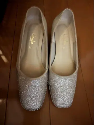 실버 글리터 펌프스 22cm