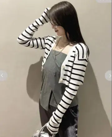FRAY I.D 울트라 크롭 리브 가디건