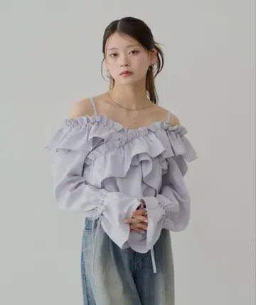 프릴 오프숄더 셔츠