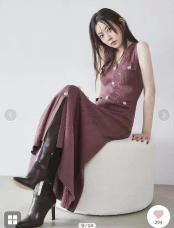 완판 색상 스나이델 택 포함 새상품 슬리브리스 프론트 버튼 니트 원피스